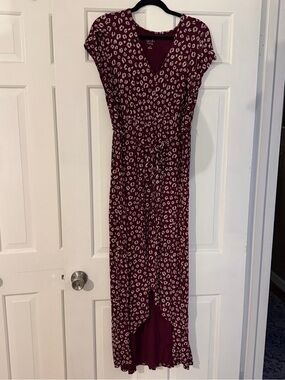 Women’s Burgundy Leopard Print Maternity Maxi Dress